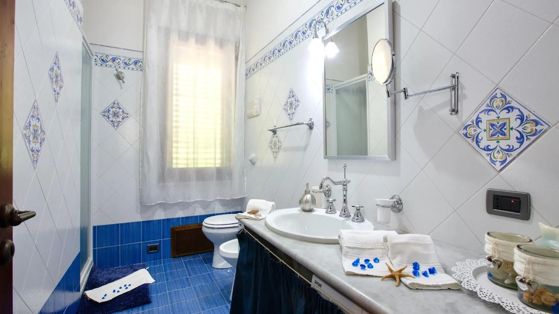 Stunning Villa In Contrada Sarmuci With Pool كاستيلاّماري ديل غو